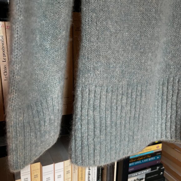 Club Monaco wool turtle neck, size M, NWOT - Picture 3 of 6